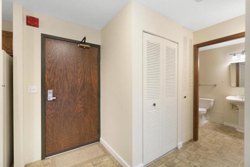 6615 Lake Shore Dr S, #115, Richfield-21.jpg