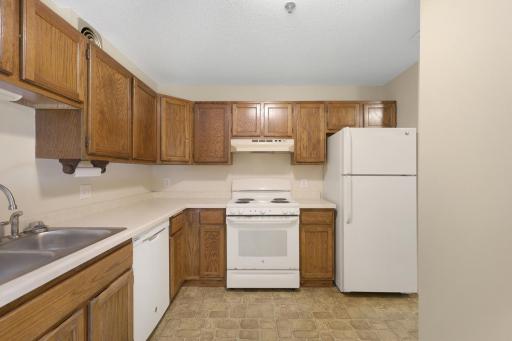 6615 Lake Shore Dr S, #115, Richfield-15.jpg
