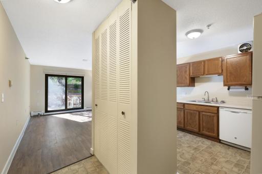 6615 Lake Shore Dr S, #115, Richfield-13.jpg
