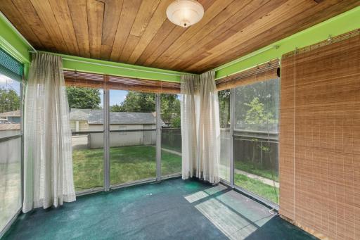 Screened in porch on concrete slab. Great opportunity to create an incredible indoor/outdoor space for all seasons