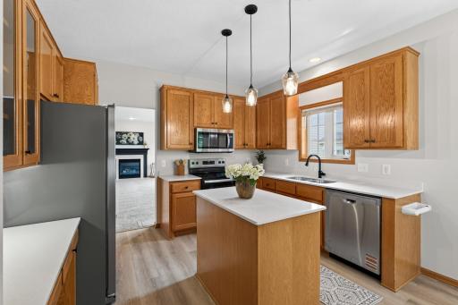 6801 24th Street N, Oakdale, MN 55128