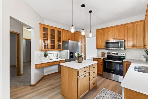 6801 24th Street N, Oakdale, MN 55128