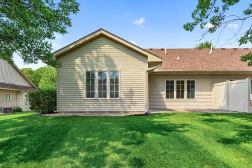 6801 24th Street N, Oakdale, MN 55128
