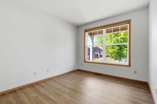15130 Dutchman Way, Saint Paul, MN 55124