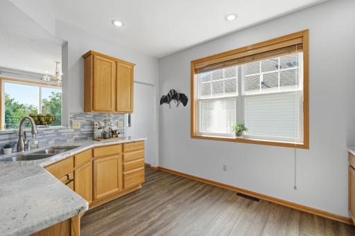 15130 Dutchman Way, Saint Paul, MN 55124