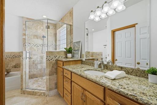 15130 Dutchman Way, Saint Paul, MN 55124