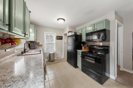 718 5th Street SE, Waseca, MN 56093