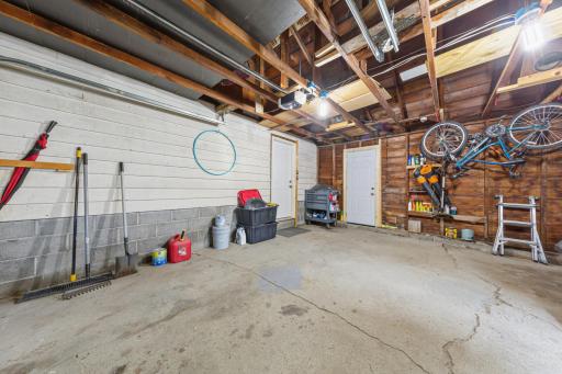 718 5th Street SE, Waseca, MN 56093