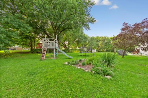 718 5th Street SE, Waseca, MN 56093
