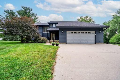 Welcome to 503 Grandview Heights Court, Menomonie!