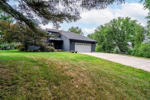 503 Grandview Heights Court, Menomonie, WI 54751