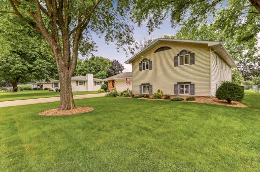 848 15th Street SE, Owatonna, MN 55060