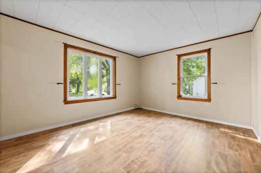 207 7th Street N, Waverly, MN 55390