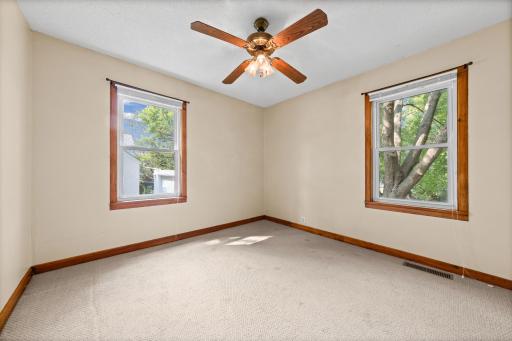 207 7th Street N, Waverly, MN 55390