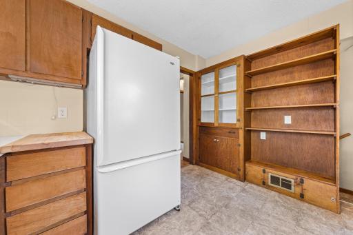 207 7th Street N, Waverly, MN 55390