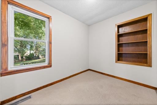 207 7th Street N, Waverly, MN 55390