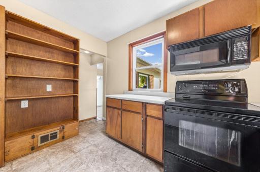 207 7th Street N, Waverly, MN 55390