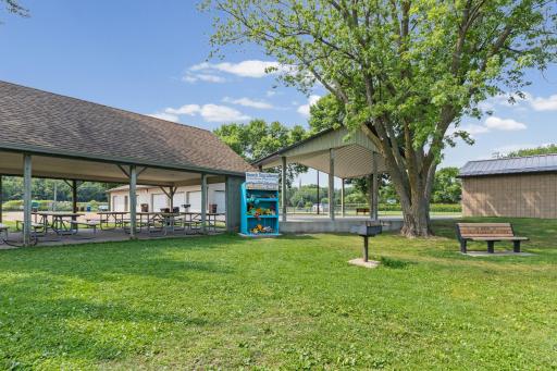 207 7th Street N, Waverly, MN 55390