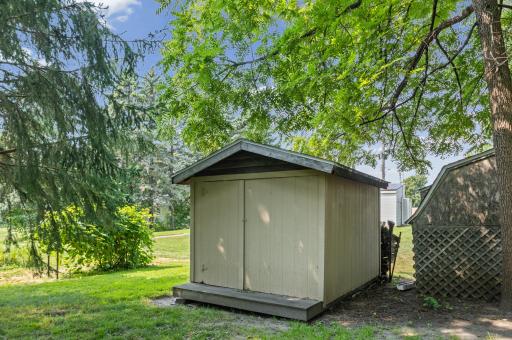 207 7th Street N, Waverly, MN 55390