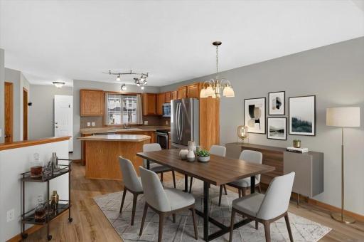 Staged dining