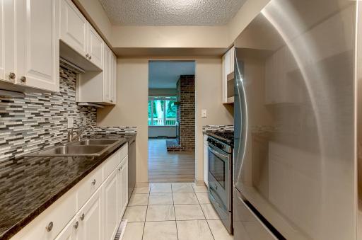 1134 Highland Ave. W.-55.JPG