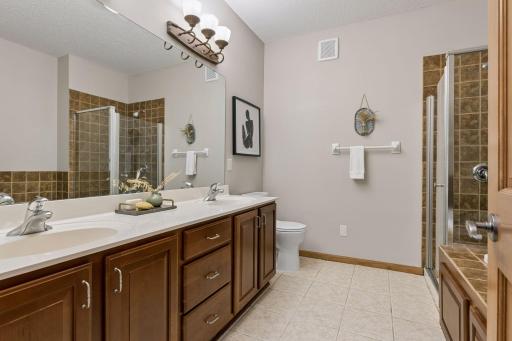 17461 Haralson Drive, Eden Prairie, MN 55347
