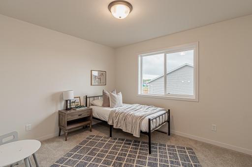 7004 32nd St S, Fargo, ND 58103