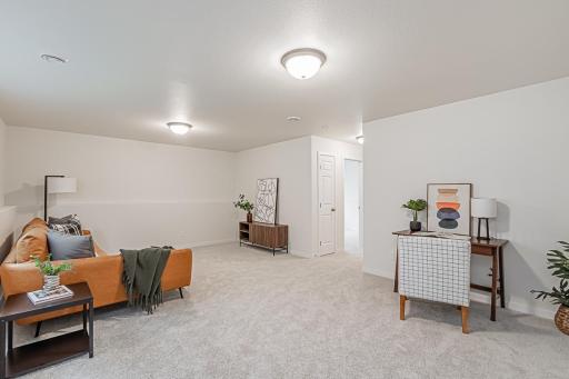 7004 32nd St S, Fargo, ND 58103