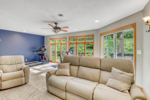Sunroom1_1.JPG