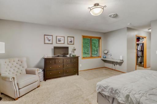 Primary Bedroom1_3.JPG