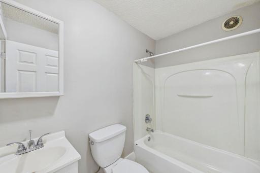 1622 Girard Avenue N, Minneapolis, MN 55411