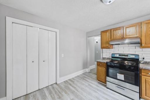 1622 Girard Avenue N, Minneapolis, MN 55411