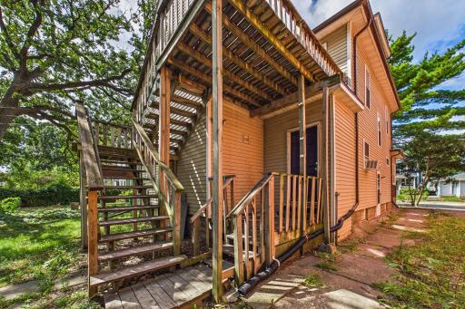 1622 Girard Avenue N, Minneapolis, MN 55411