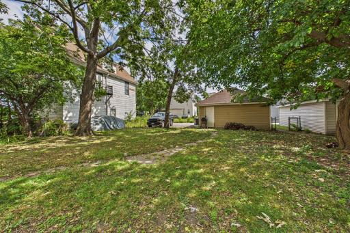 1622 Girard Avenue N, Minneapolis, MN 55411