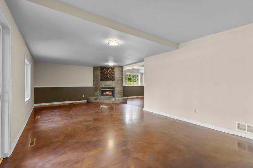 9348 Olympia Drive, Eden Prairie, MN 55347