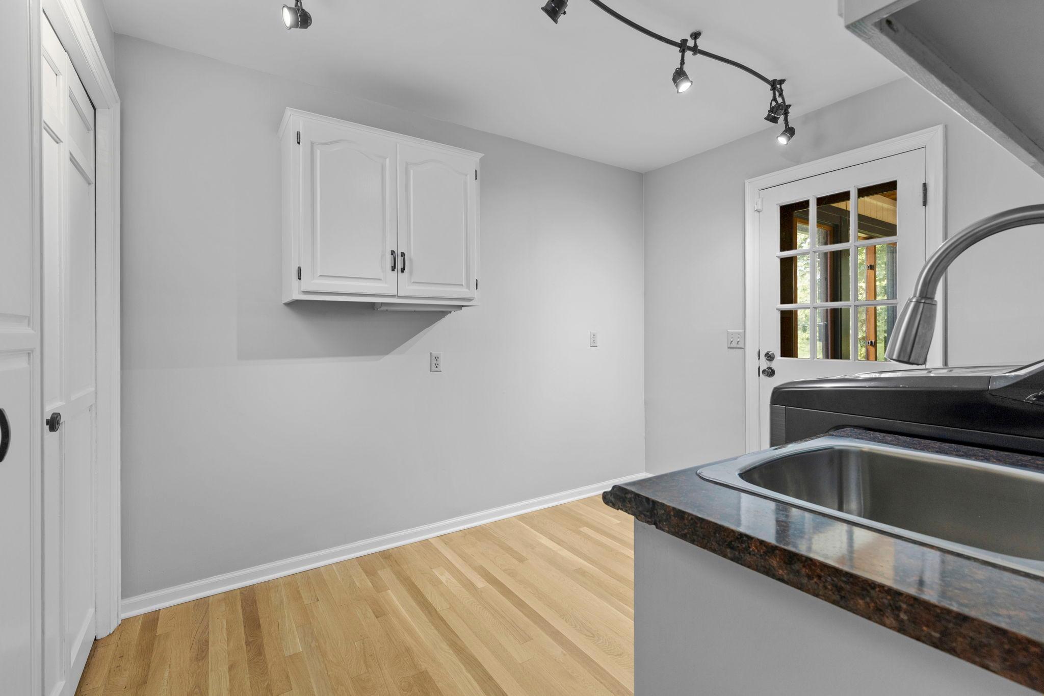 9348 Olympia Dr 32.jpg