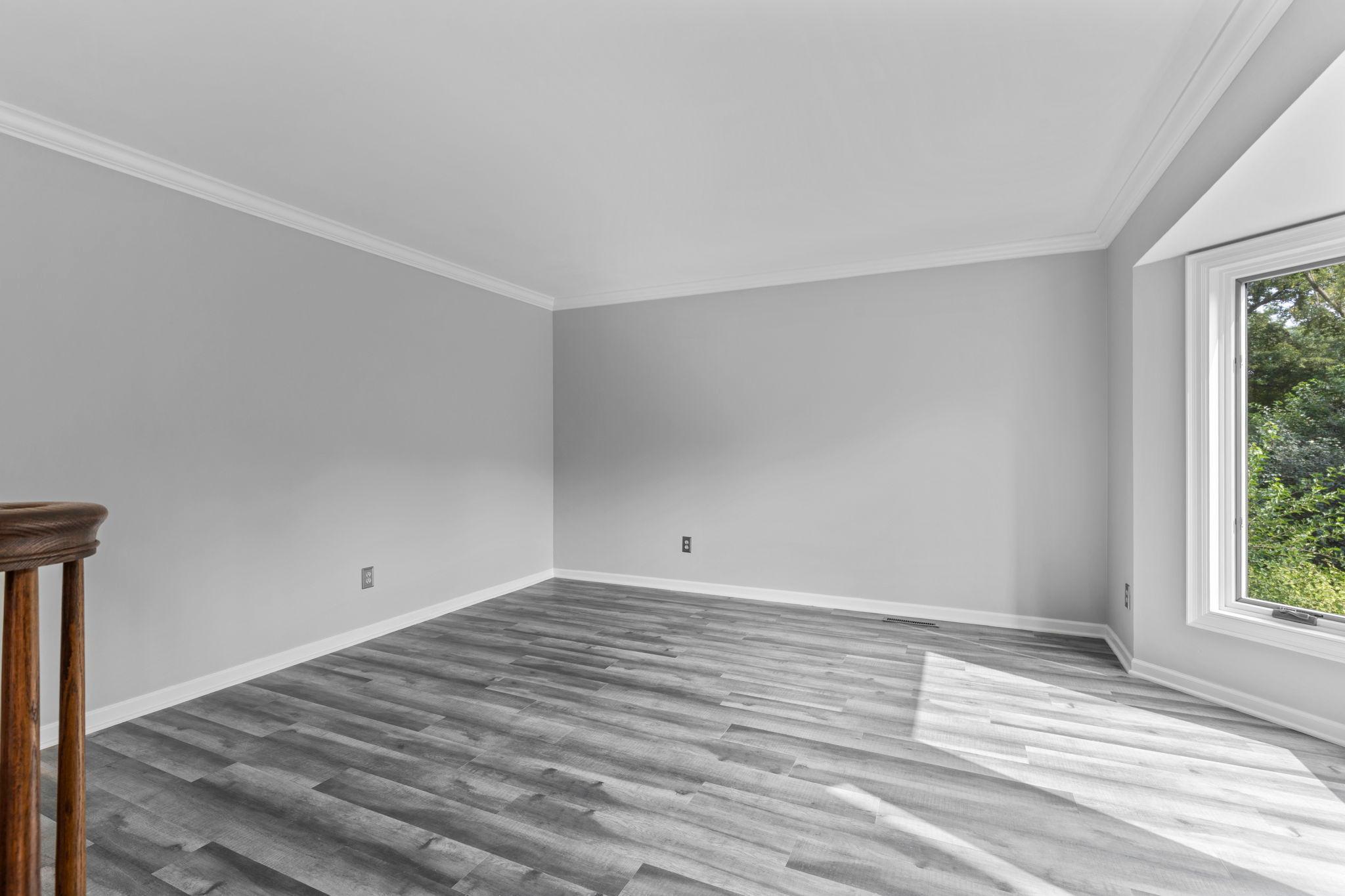 9348 Olympia Dr 9.jpg