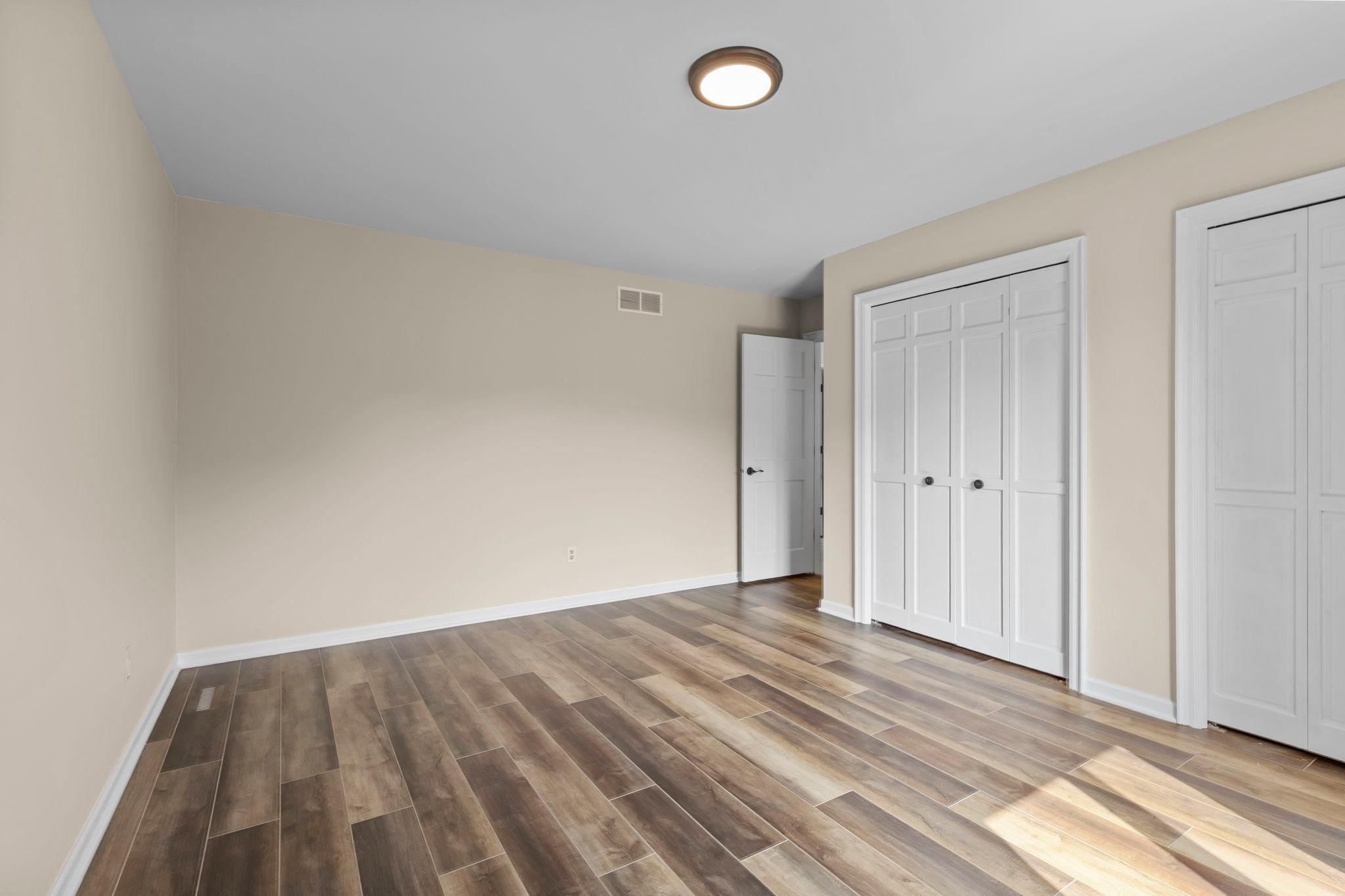 9348 Olympia Dr 55.jpg