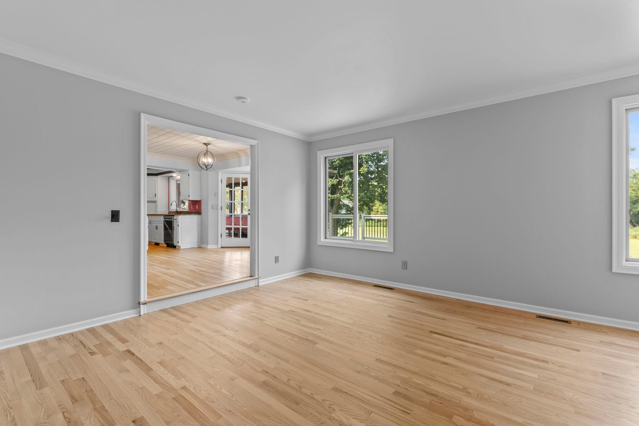 9348 Olympia Dr 21.jpg