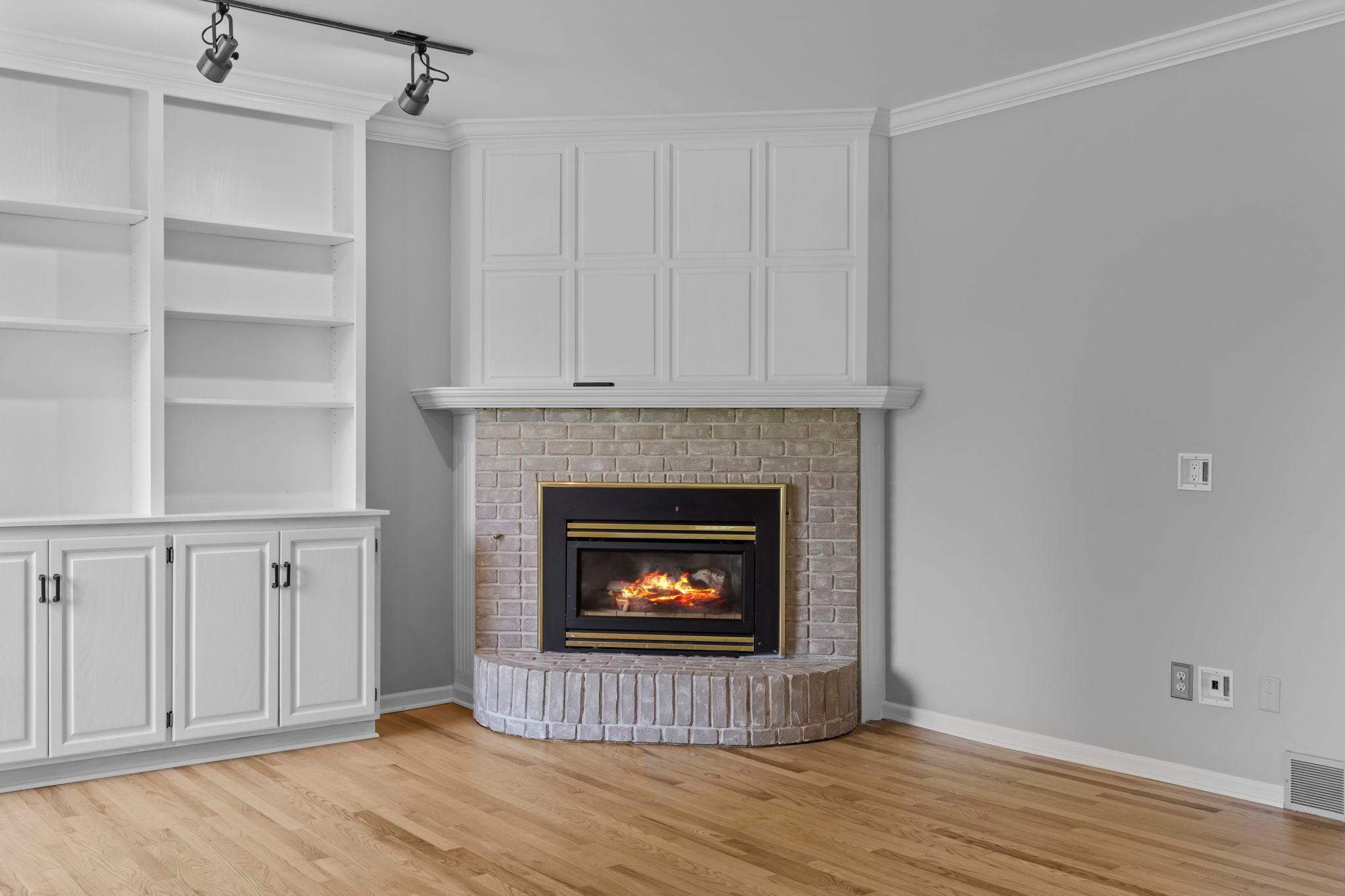 9348 Olympia Dr 19.jpg