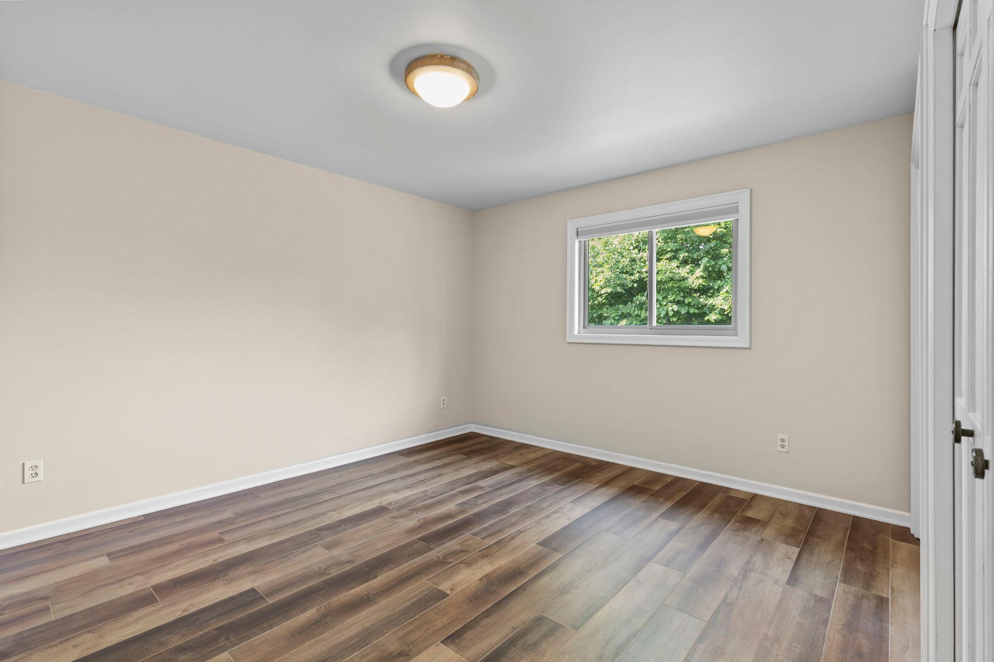 9348 Olympia Dr 49.jpg