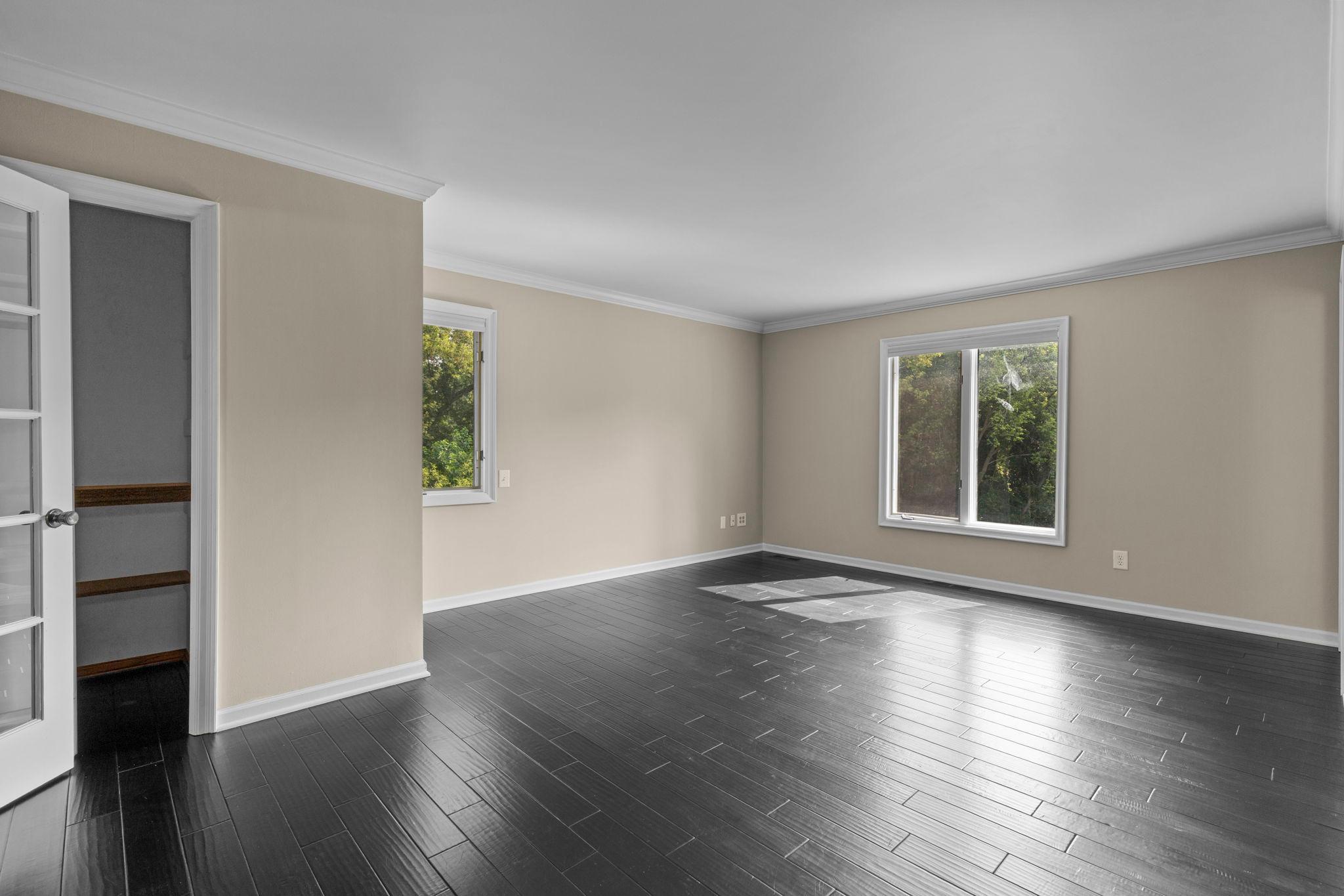 9348 Olympia Dr 42.jpg