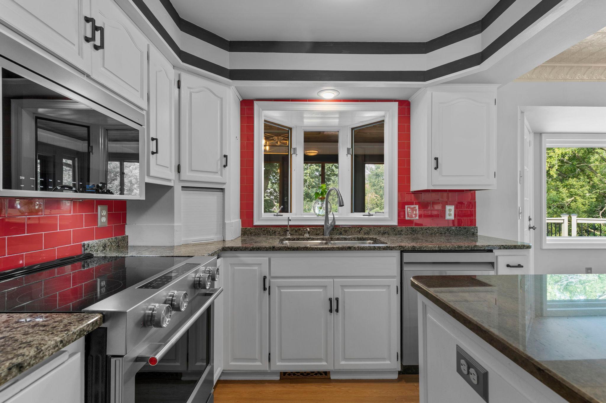 9348 Olympia Dr 29.jpg