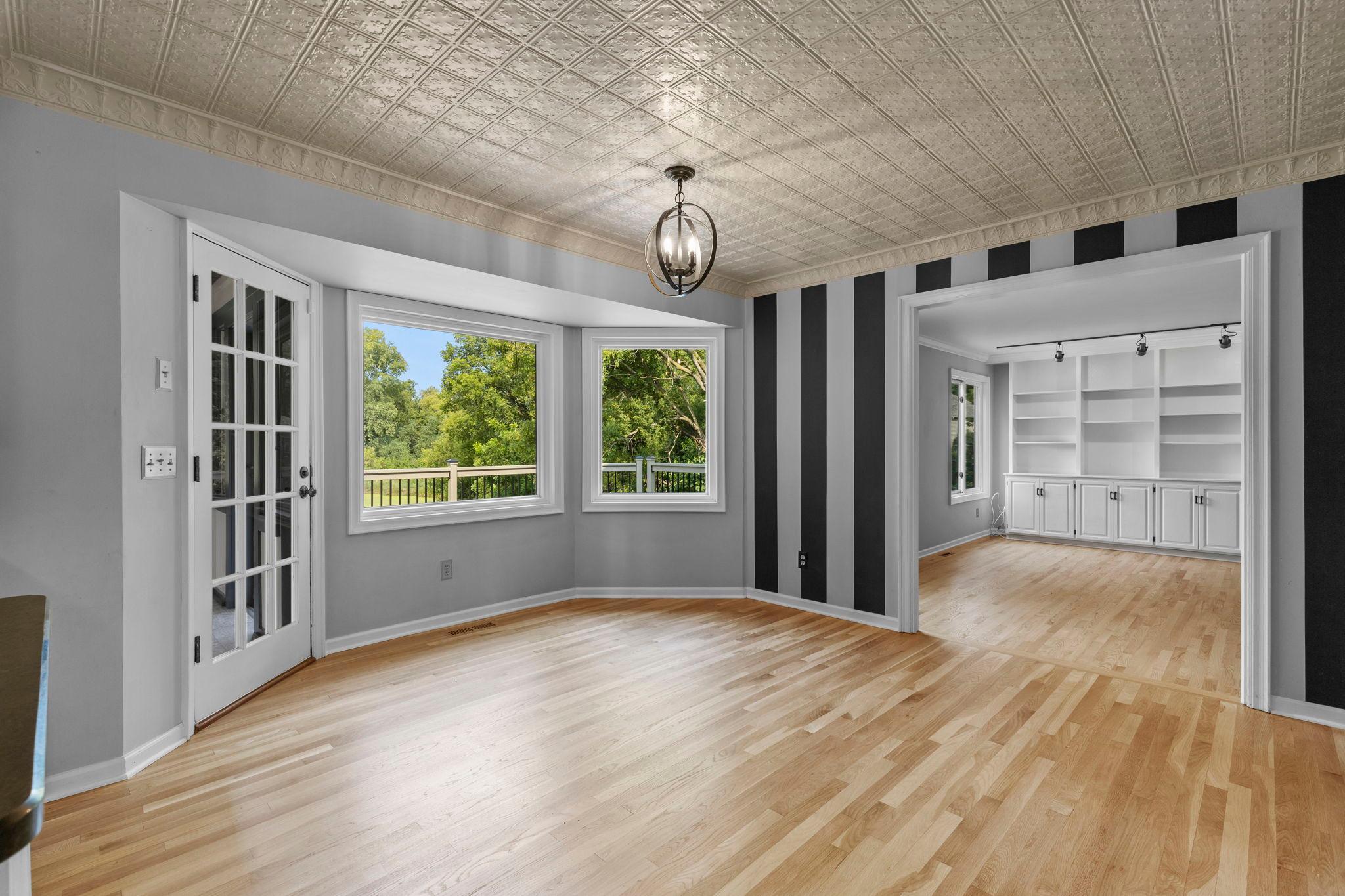 9348 Olympia Dr 16.jpg