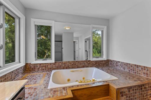 9348 Olympia Drive, Eden Prairie, MN 55347