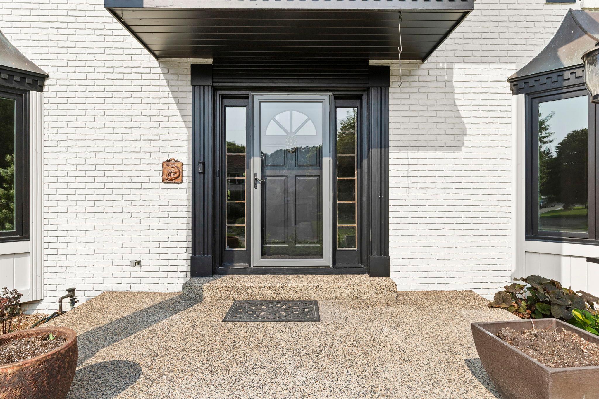 9348 Olympia Dr 6.jpg