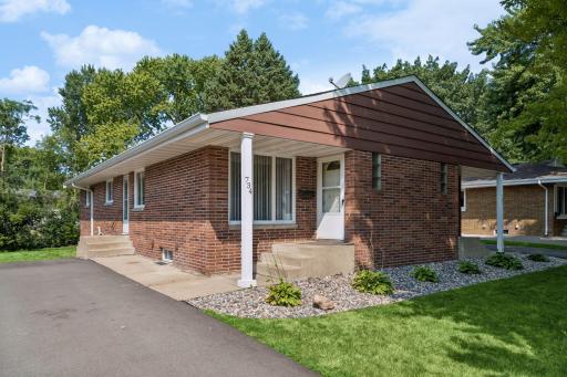 732 6th Avenue S, Hopkins, MN 55343