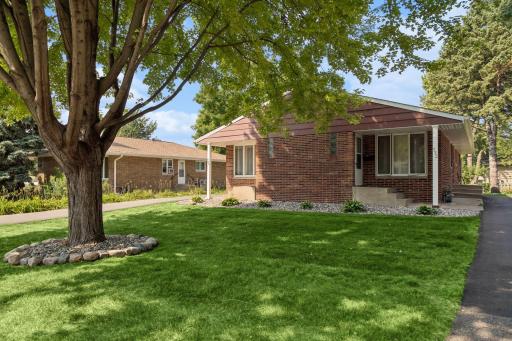 732 6th Avenue S, Hopkins, MN 55343