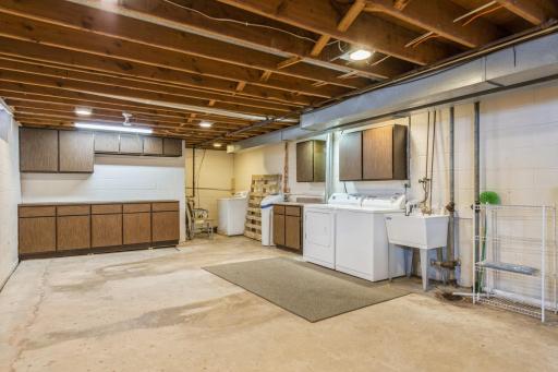 732 6th Avenue S, Hopkins, MN 55343
