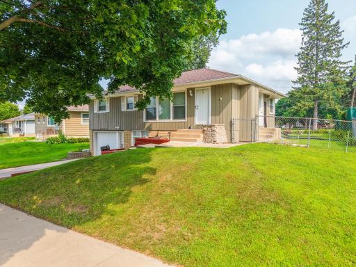 2414 23rd Avenue NW, Rochester, MN 55901